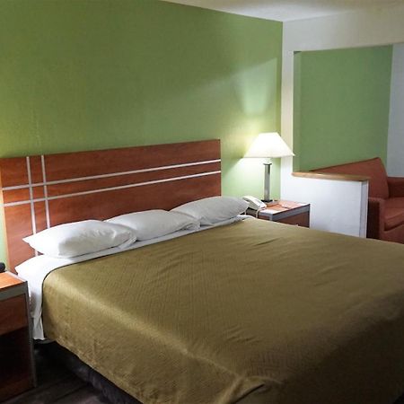 Econo Lodge & Suites Pekin Ngoại thất bức ảnh