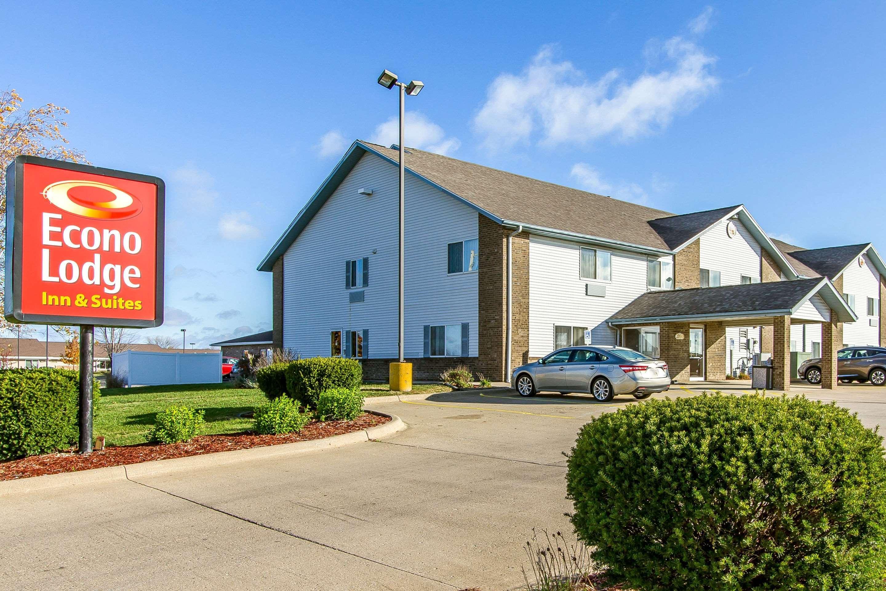 Econo Lodge & Suites Pekin Ngoại thất bức ảnh