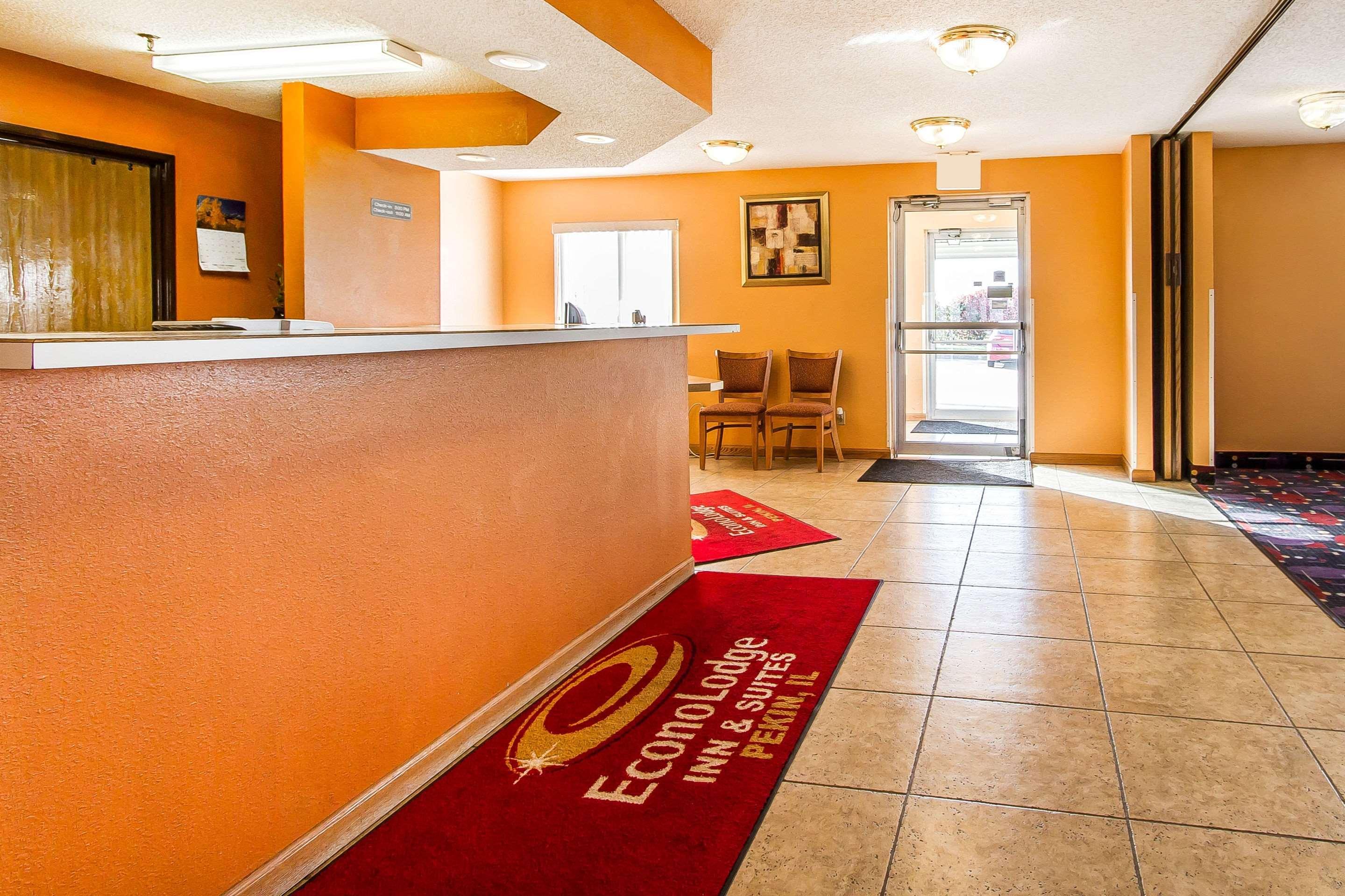 Econo Lodge & Suites Pekin Ngoại thất bức ảnh